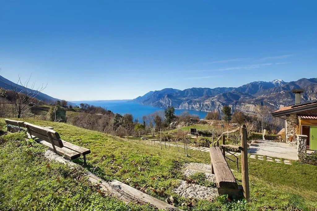 Apartment Casale Faigolo-Vista Lago Navene